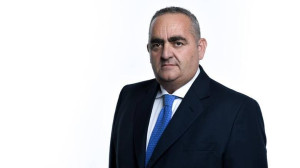Μπελέρης: Παραμένει δήμαρχος Χειμάρρας αυτός που ηττήθηκε στις εκλογές