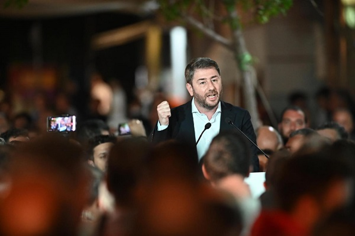 Ανδρουλάκης: Υπέρ της μεσαίας τάξης οι προτάσεις για τη φορολογία