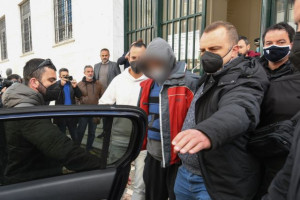 Ανδραβίδα: Τέσσερις φορές ισόβια στον δολοφόνο οικογένειας για τα ενοίκια