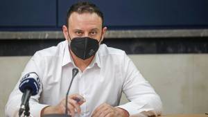 «Καμπανάκι» Μαγιορκίνη: Ενδημικότητα δεν σημαίνει «πετάμε χαρταετό»-Δεν λήγει η πανδημία