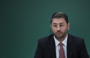 Ανδρουλάκης: Η κυβέρνηση απαξιώνει τις προτάσεις μας-«Μπάχαλο» η πανεπιστημιακή αστυνομία