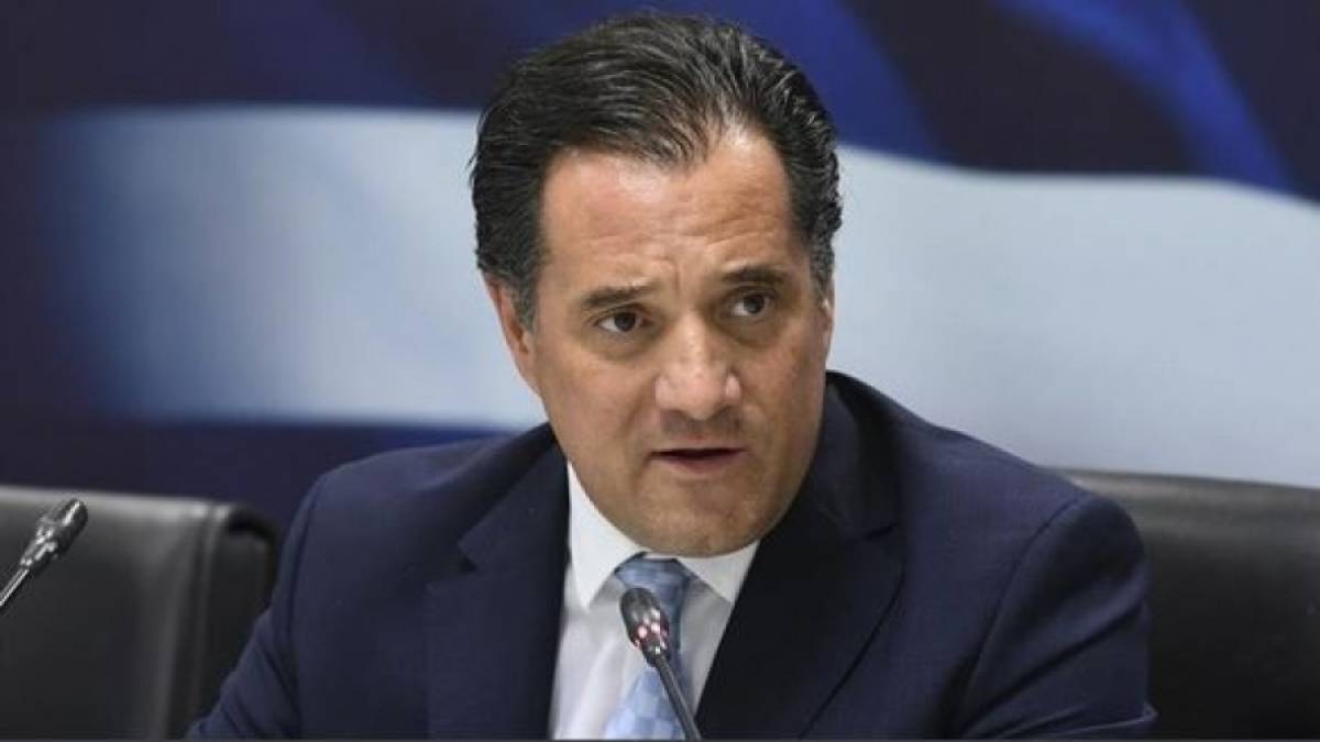 Επίθεση με γκαζάκια στο γραφείο του Άδωνι Γεωργιάδη στην Ακαδημίας