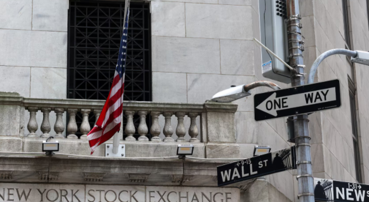 Wall Street: Ράλι τεχνολογίας κόντρα σε φόβους για ύφεση