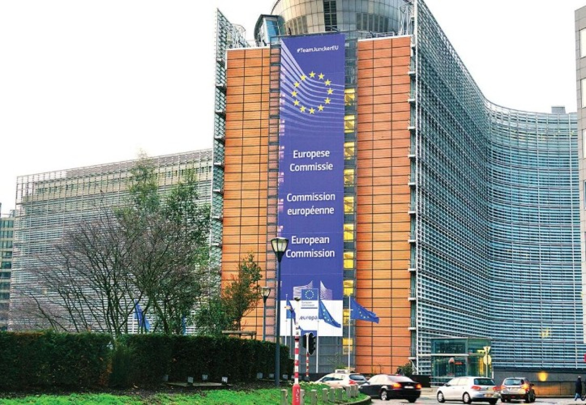 Κομισιόν: Θετικές αναφορές για την ελληνική συμφωνία στις συλλογικές συμβάσεις