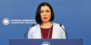 Πελώνη για άνοιγμα δραστηριοτήτων: Προτεραιότητες το λιανεμπόριο και τα σχολεία