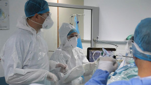 Κορονοϊός-Ελλάδα: 34 θάνατοι και 7.463 νέα κρούσματα- 244 διασωληνωμένοι