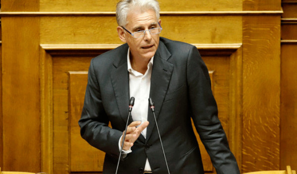 ΝΔ: Παραδίδει την έδρα του ο Σπύρος Πνευματικός- Η ανάρτηση