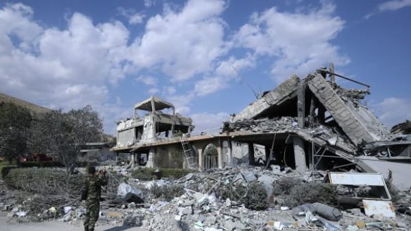 Συρία: Καρέ-καρέ οι στόχοι πριν και μετά την επίθεση (photos)