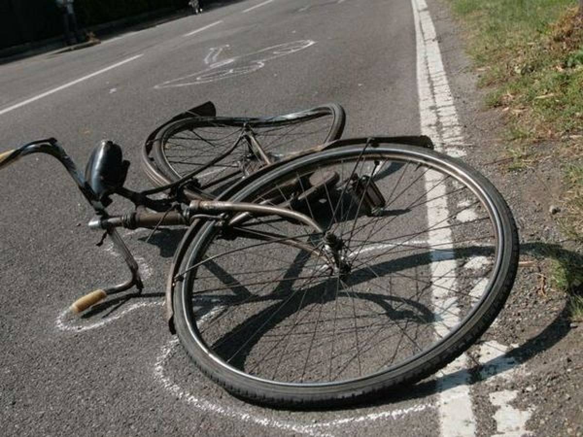 Ενέδρα σε ποδηλάτη: Τον πυροβόλησαν καθώς πήγαινε στη δουλειά του