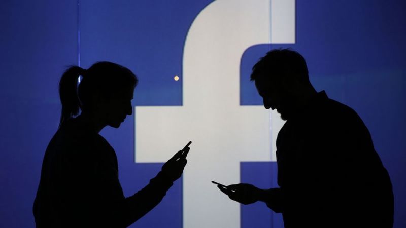 Παραμένει «πιστή» στο Facebook η πλειονότητα των χρηστών