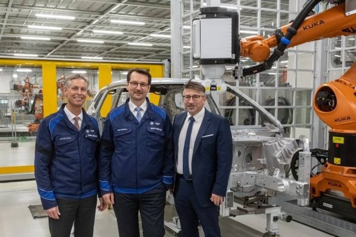BMW Group:€400 εκατ. για το BMW iNEXT, το επόμενο ηλεκτρικό