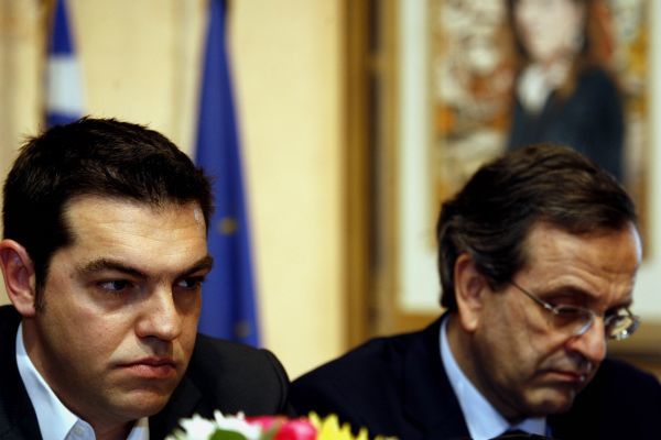 Σαμαράς: Δεν πέρασε η προσπάθεια υπονόμευσης της χώρας - ΣΥΡΙΖΑ: &quot;Κρυπτόμενος&quot; ο πρωθυπουργός