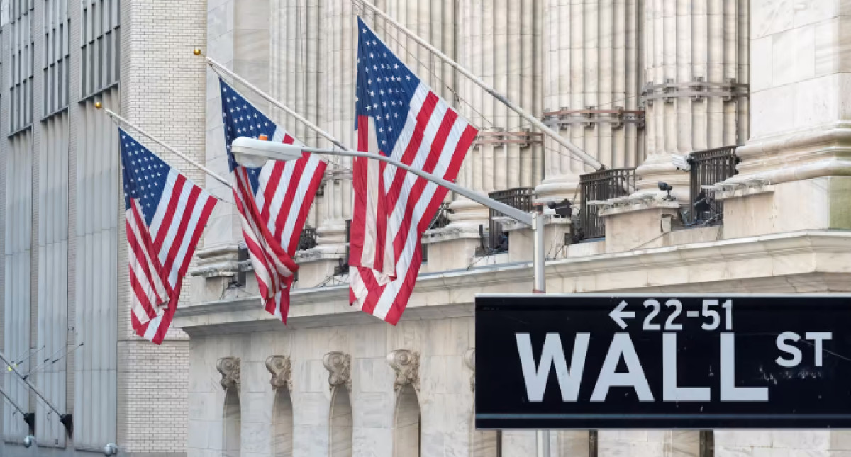 «Εκτίναξη» Wall Street μετά την παύση των αμοιβαίων δασμών Τραμπ
