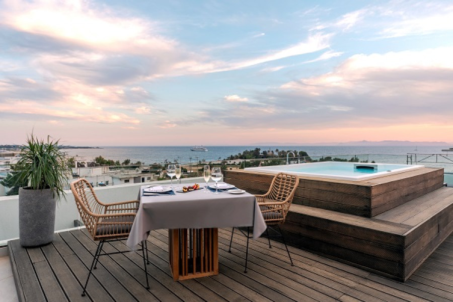 Υπό τη διαχείριση της SWOT Hospitality το Glyfada Riviera Hotel