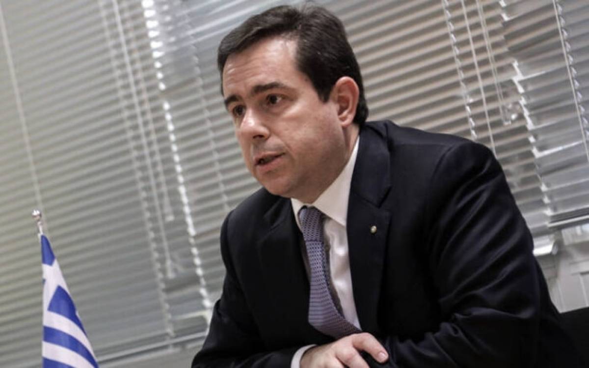Μηταράκης στην DW: Δεν γίνονται παράνομες επαναπροωθήσεις