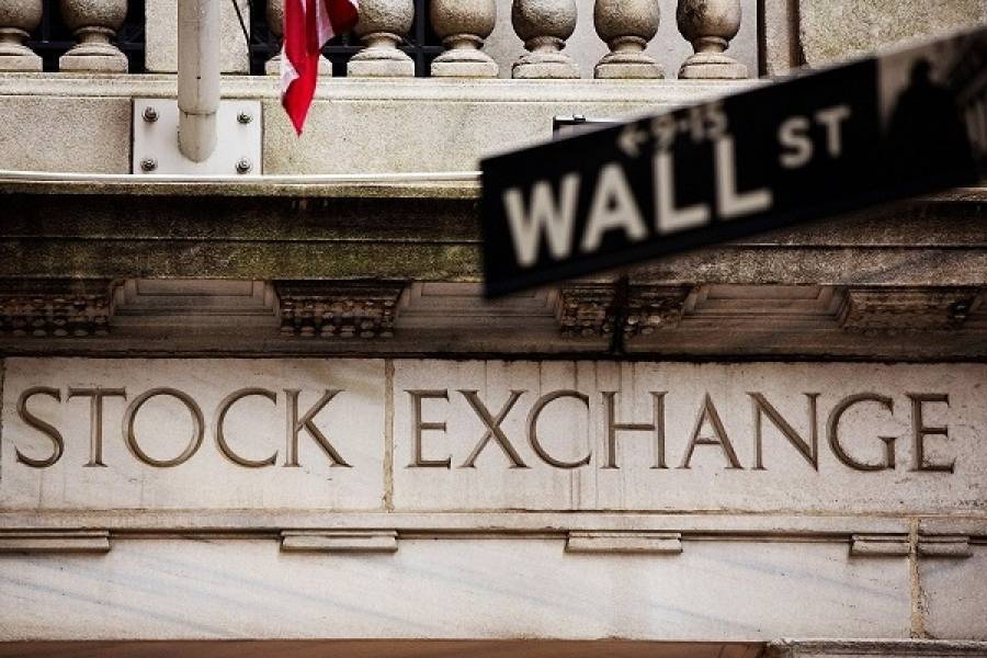 Wall Street: Σε τροχιά νέων ρεκόρ οι Dow Jones-S&amp;P 500
