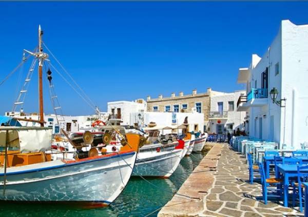 Πάρος: Διεθνής προβολή εν όψει σεζόν