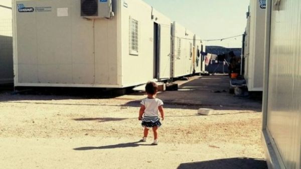 Η Αφγανή γυναίκα που προσπαθεί να ξεφύγει από το δολοφόνο της