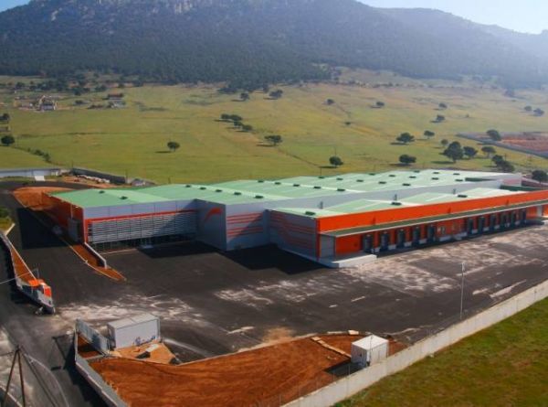 Πιο πολλά... τρόφιμα στη Metron Logistics- Συνεργασία με τη "Μακεδονική Γη"