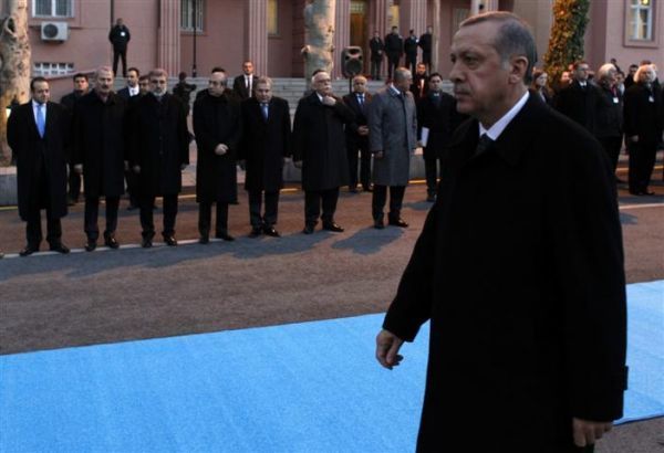 Τουρκία: Ευρύ ανασχηματισμό έφερε το σκάνδαλο διαφθοράς…