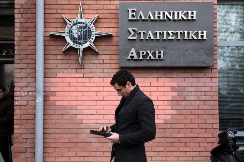Βουτιά στο λιανεμπόριο τον Νοέμβριο