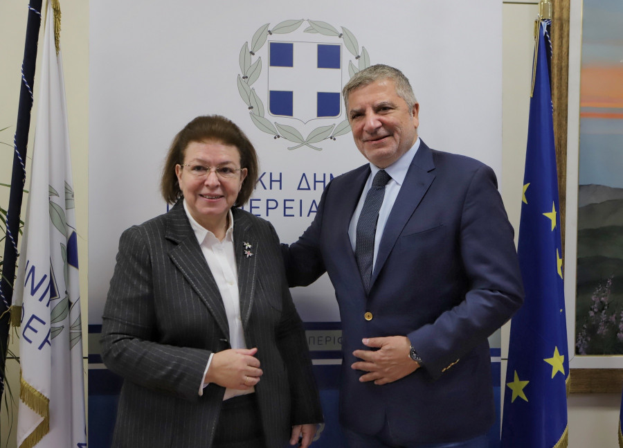 Συνάντηση Πατούλη-Μενδώνη- Στο επίκεντρο τα έργα πολιτισμού στην Αττική