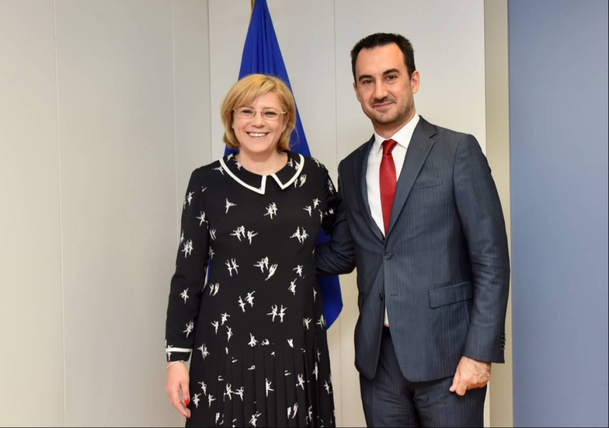 Ψηφιακές υποδομές, κτηματολόγιο και διαχείριση απορριμμάτων στο ραντεβού Χαρίτση-Κρέτσου