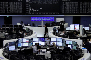 Ευρωαγορές: Κέρδη με βλέμματα στραμμένα σε Γερμανία και Ουκρανία