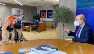 Χατζηδάκης: Ειδική τελετή βράβευσης των υπαλλήλων που βγάζουν περισσότερες συντάξεις