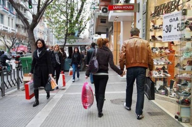 Bελτιώθηκε ο τζίρος στο λιανικό εμπόριο