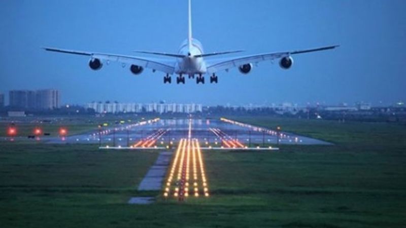 Περισσότεροι οι επιβάτες στα ελληνικά αεροδρόμια το α' εξάμηνο