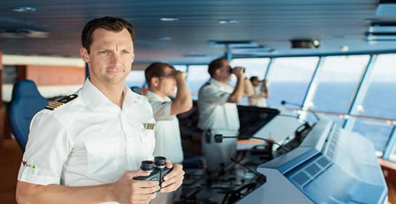 Drewry: Μείωση του ελλείμματος σε αξιωματικούς