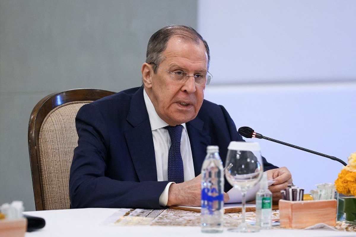 Λαβρόφ: «Ξέφρενη» η κριτική της Δύσης-Τι είπε για τα σιτηρά