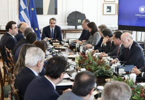 Ο ανασχηματισμός των πολιτών: Ποιους υπουργούς κρατούν, ποιους... απολύουν