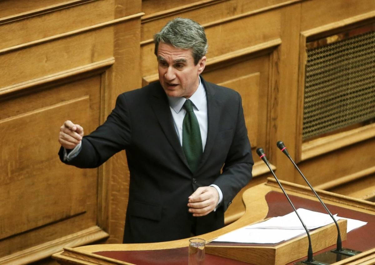 Λοβέρδος: Άρση ασυλίας για να «συντρίψει το ρασπουτινικό παραδικαστικό κύκλωμα»