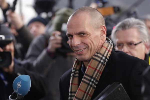 Ο Βαρουφάκης, ο Σόιμπλε και το κασκόλ... της έριδος