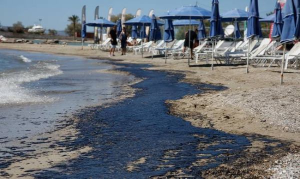 Η αναπηρία του υπουργού και η τύφλα της «κριτικής»…