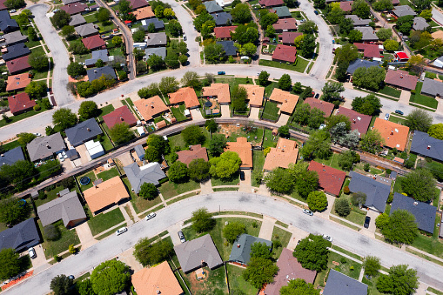 ΗΠΑ: «Βουτιά» 8% στην κατασκευή νέων κατοικιών τον Ιούνιο