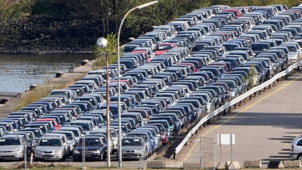 «Εκτοξεύτηκαν» 28,8% οι πωλήσεις αυτοκινήτων στην Ευρωπαϊκή Ένωση