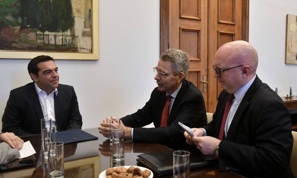 Συνάντηση Τσίπρα - Ρίκερ με αναφορά στην κυπριακή ΑΟΖ