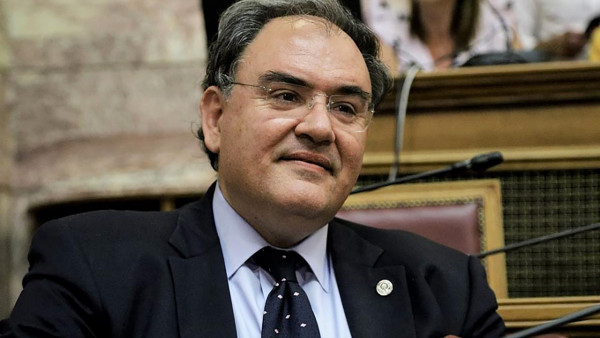 Σαρηγιάννης: Πάνω από 300.000 τα ενεργά κρούσματα- Έρχεται η κορύφωση