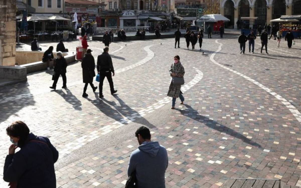 «Όχι» σε νέα χαλάρωση μέτρων και καρναβάλια-Τι εισηγούνται οι ειδικοί