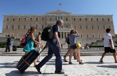 ΣΕΤΕ: Αύξηση 9,1% σημείωσαν οι τουριστικές αφίξεις τον Ιούλιο