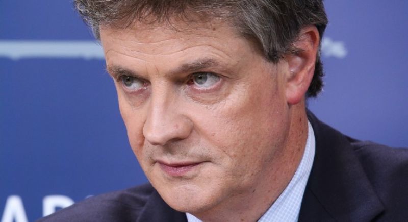 Βρετανός Επίτροπος: Το Brexit θα διώξει τις τράπεζες