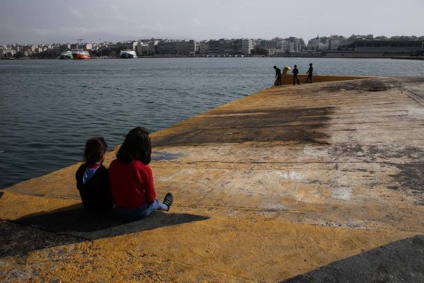 Μυτιλήνη: Επαναπροωθήσεις μεταναστών εν μέσω επεισοδίων-Αλληλέγγυοι έπεσαν στη θάλασσα