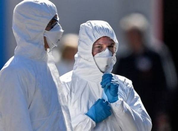 Νέα μείωση ημερήσιων κρουσμάτων και θανάτων στη Γερμανία