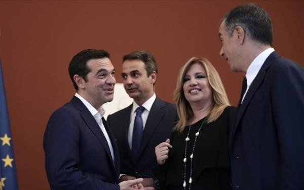 Γιατί επαναφέρει ο Τσίπρας τη συνταγματική αναθεώρηση-Πώς αντιδρά η αντιπολίτευση
