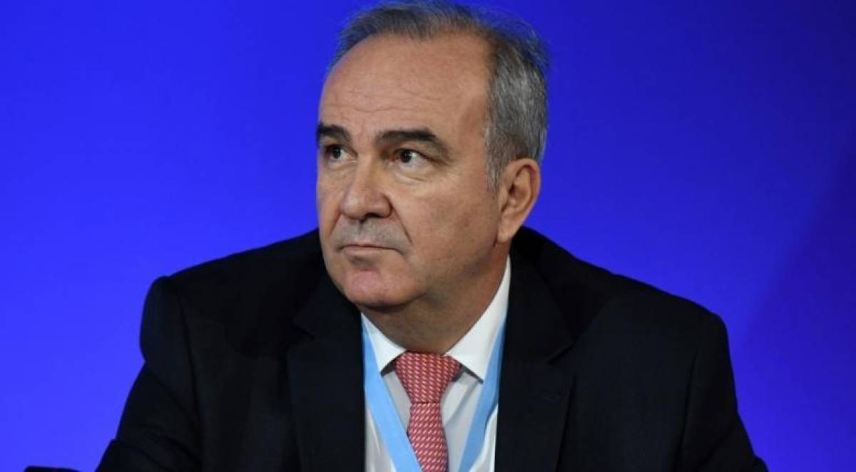 Χρεώσεις στις τραπεζικές συναλλαγές: Ποια η αντίδραση της κυβέρνησης
