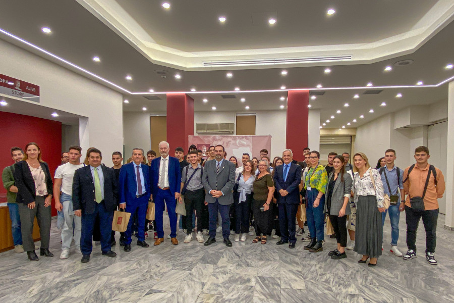Grant Thornton και ΟΠΑ έφεραν μαθητές ακριτικών νησιών στην Αθήνα