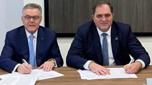 Συνεργασία ΑΑΔΕ και ΑΠΑ για τη νομιμότητα του αερομεταφερόμενου φορτίου